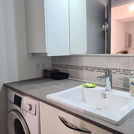 Renove Avec Piscine Et Garage, A 600m De La Et 200m Du Port - Cap D'agde - Fr-1-249-404 * אגדה